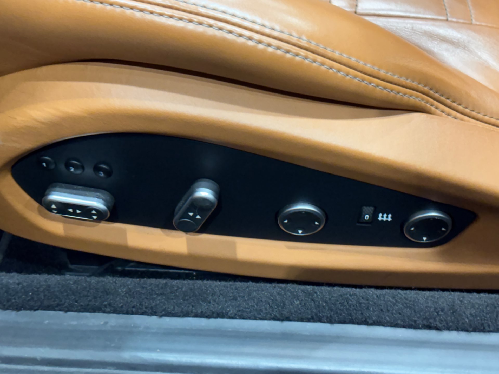 2015 Ferrari California T Base - Photo 52