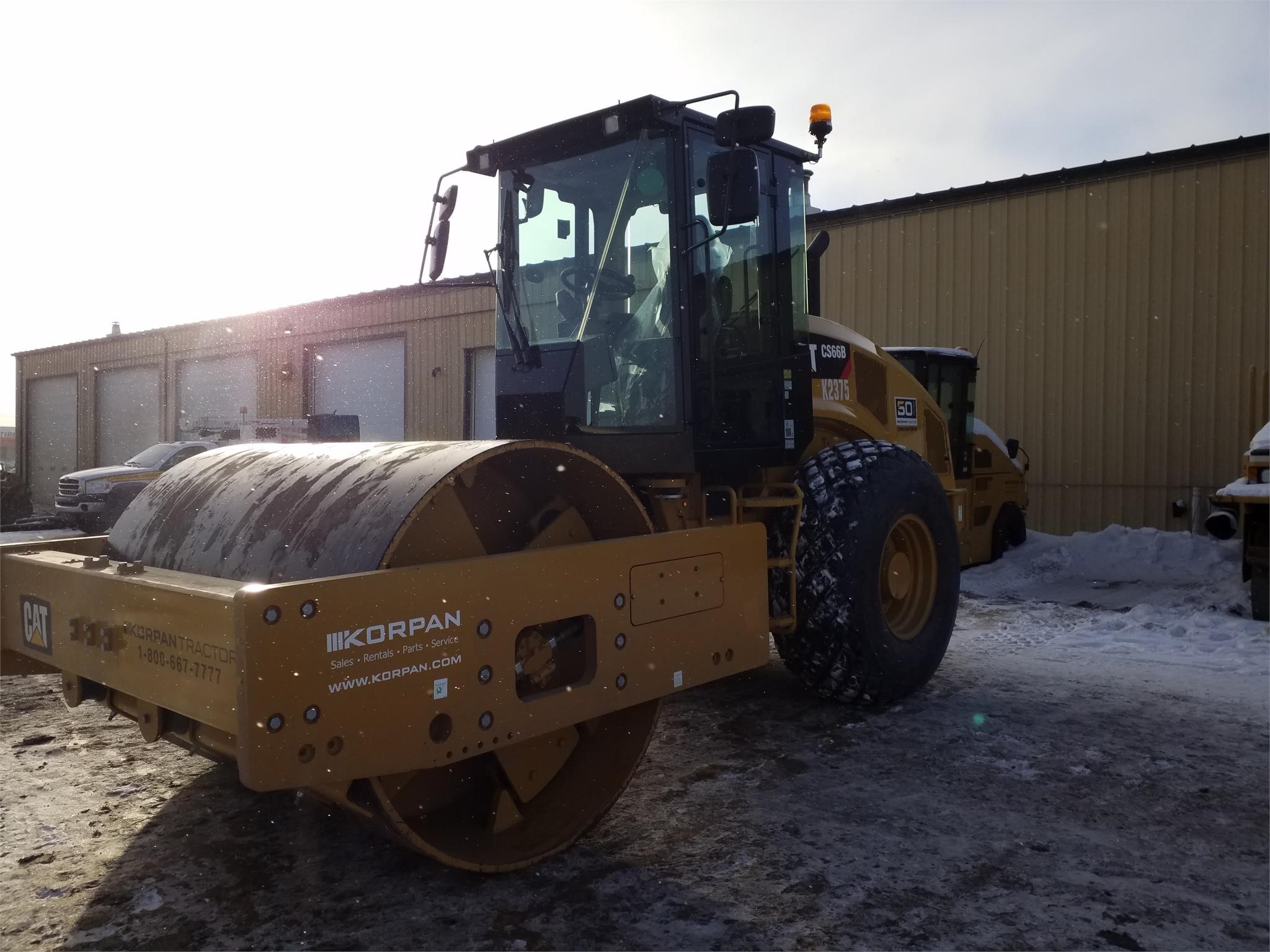 Photo of a 2016 Caterpillar CS66B