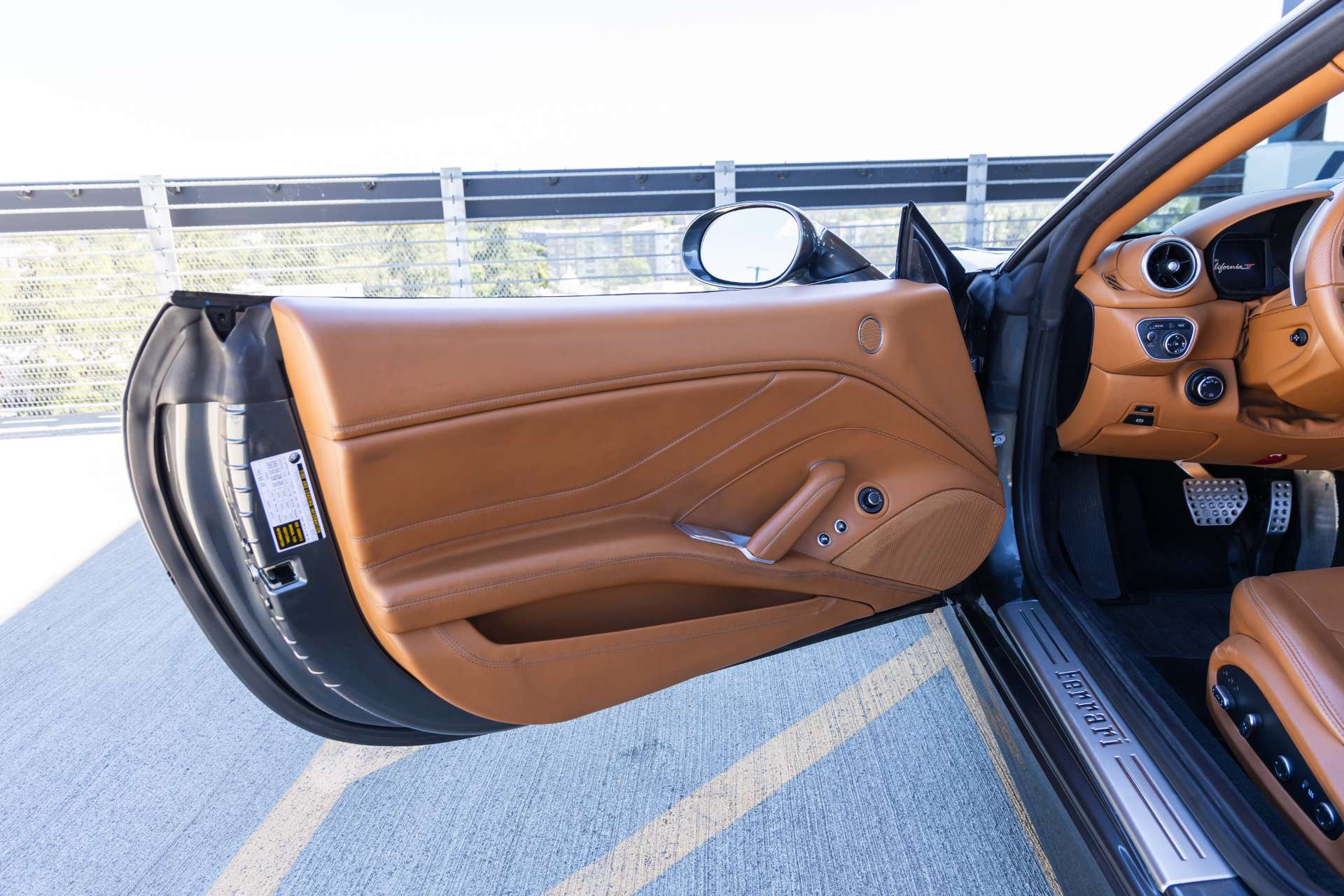 2015 Ferrari California T Base - Photo 44