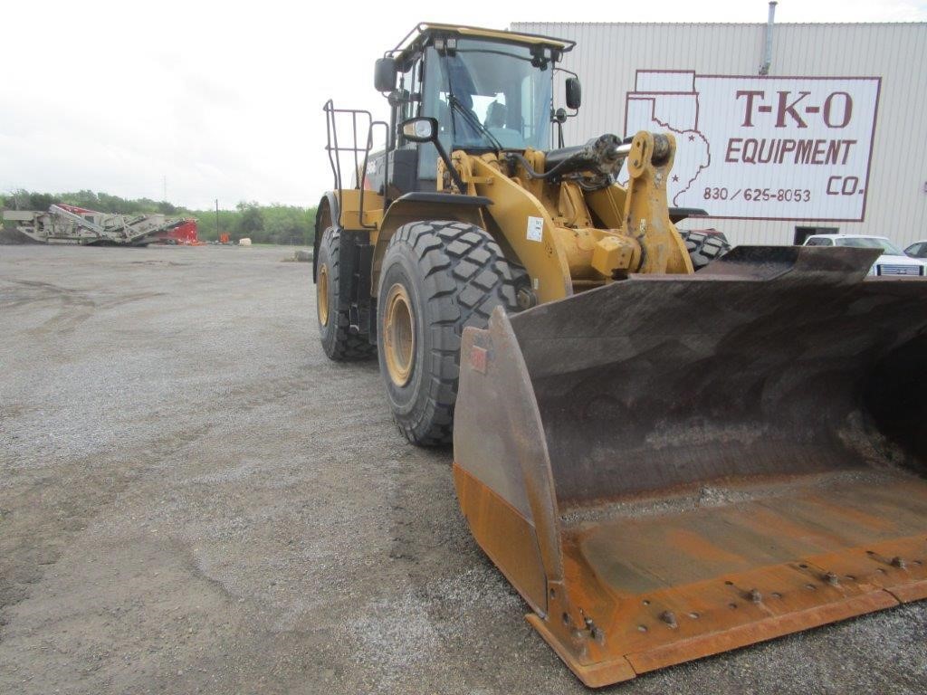 Photo of a 2011 Caterpillar 966K