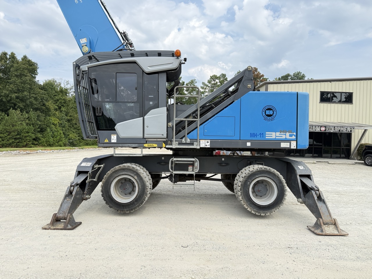 2021 Fuchs MHL350F