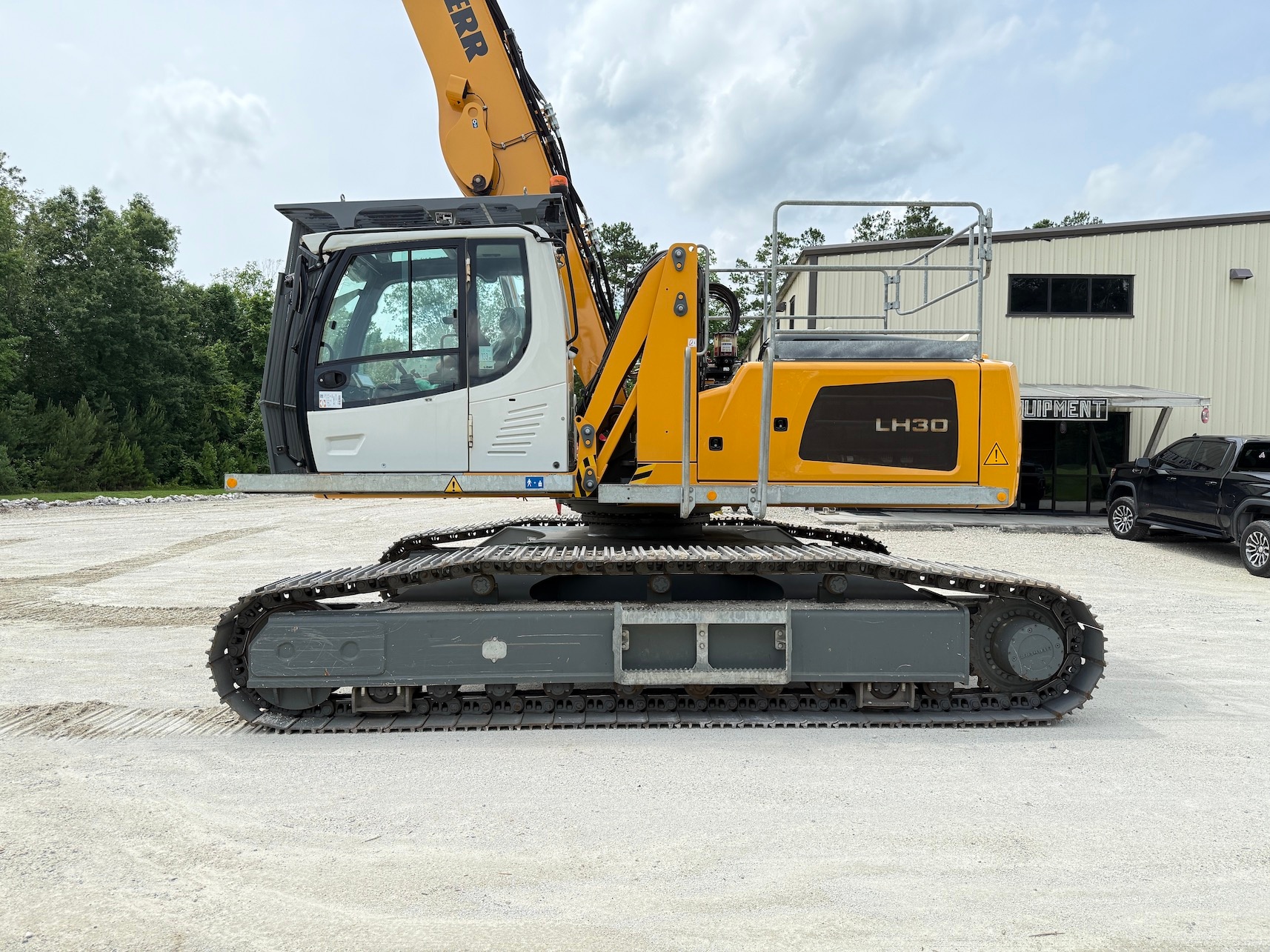 Used 2019 Liebherr LH30C For Sale