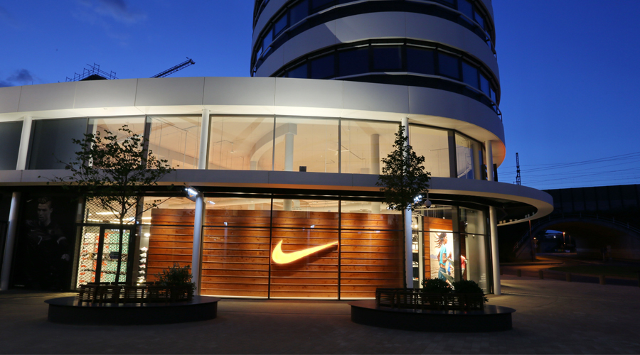 nike outlet parsdorf trainingsanzug