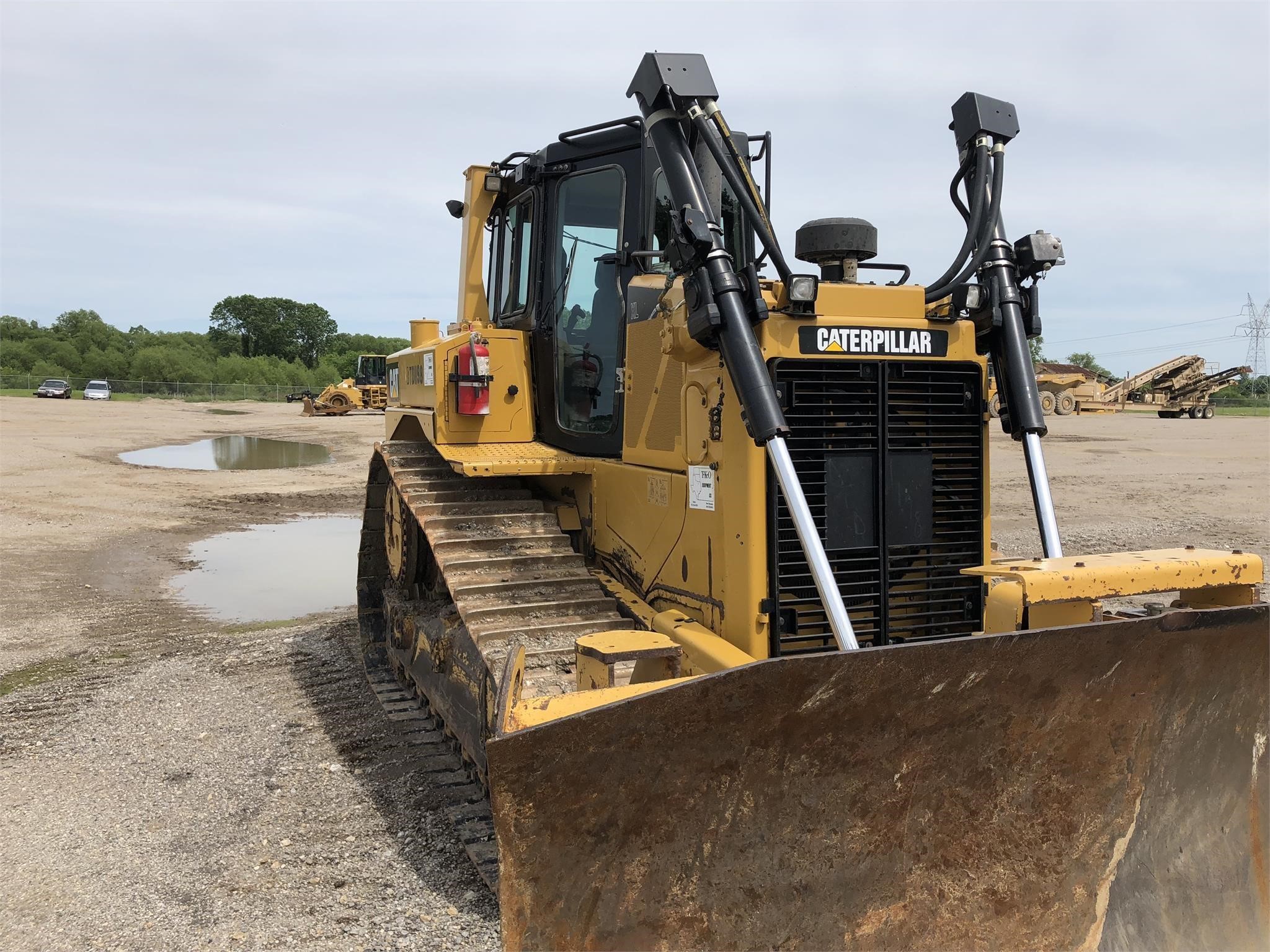 Photo of a 2013 Caterpillar D6T XL