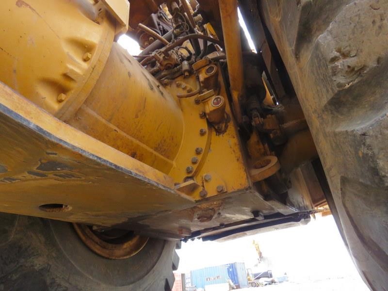 Photo of a 1997 Caterpillar 621F