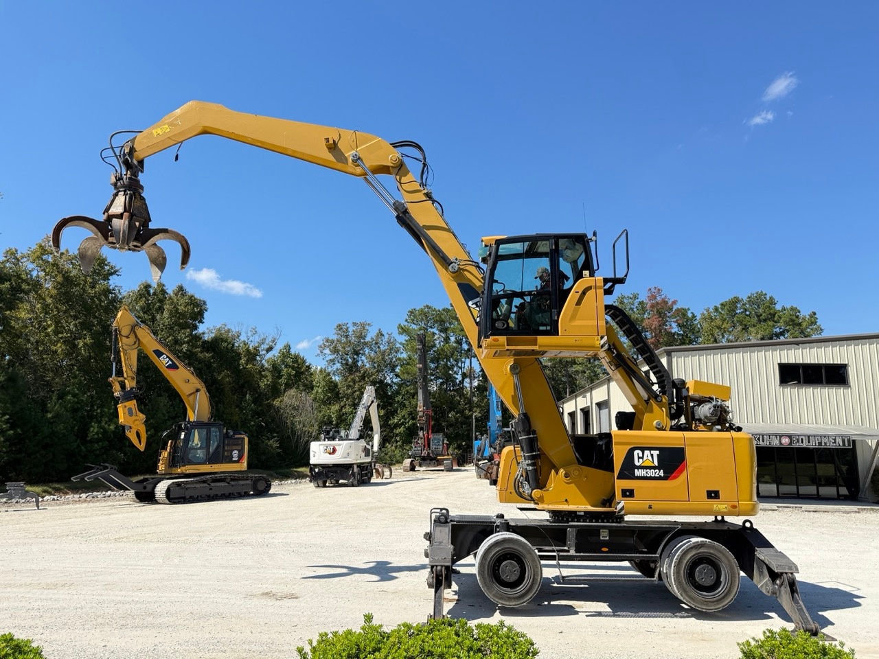 Used 2018 Caterpillar MH3024 For Sale