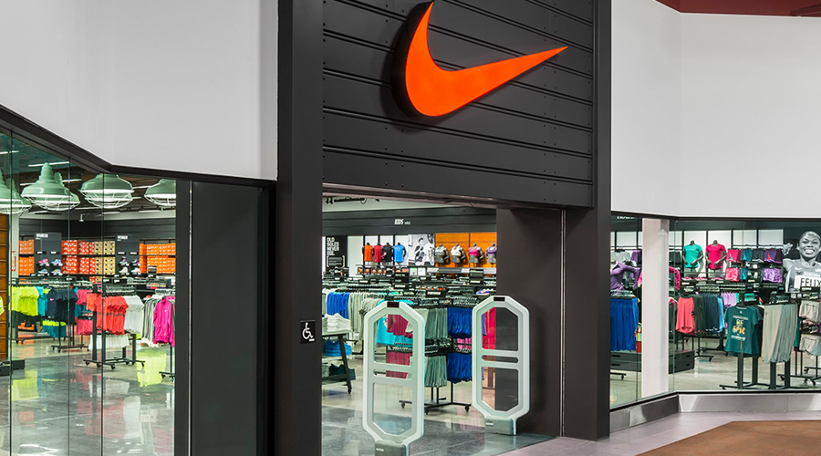 nike outlet centro civico