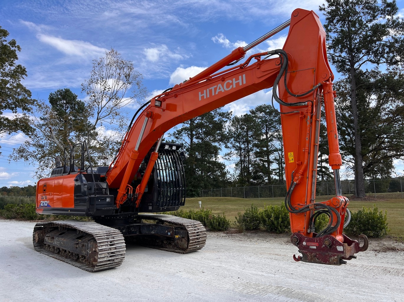 Used 2019 Hitachi ZX210LC-6 For Sale