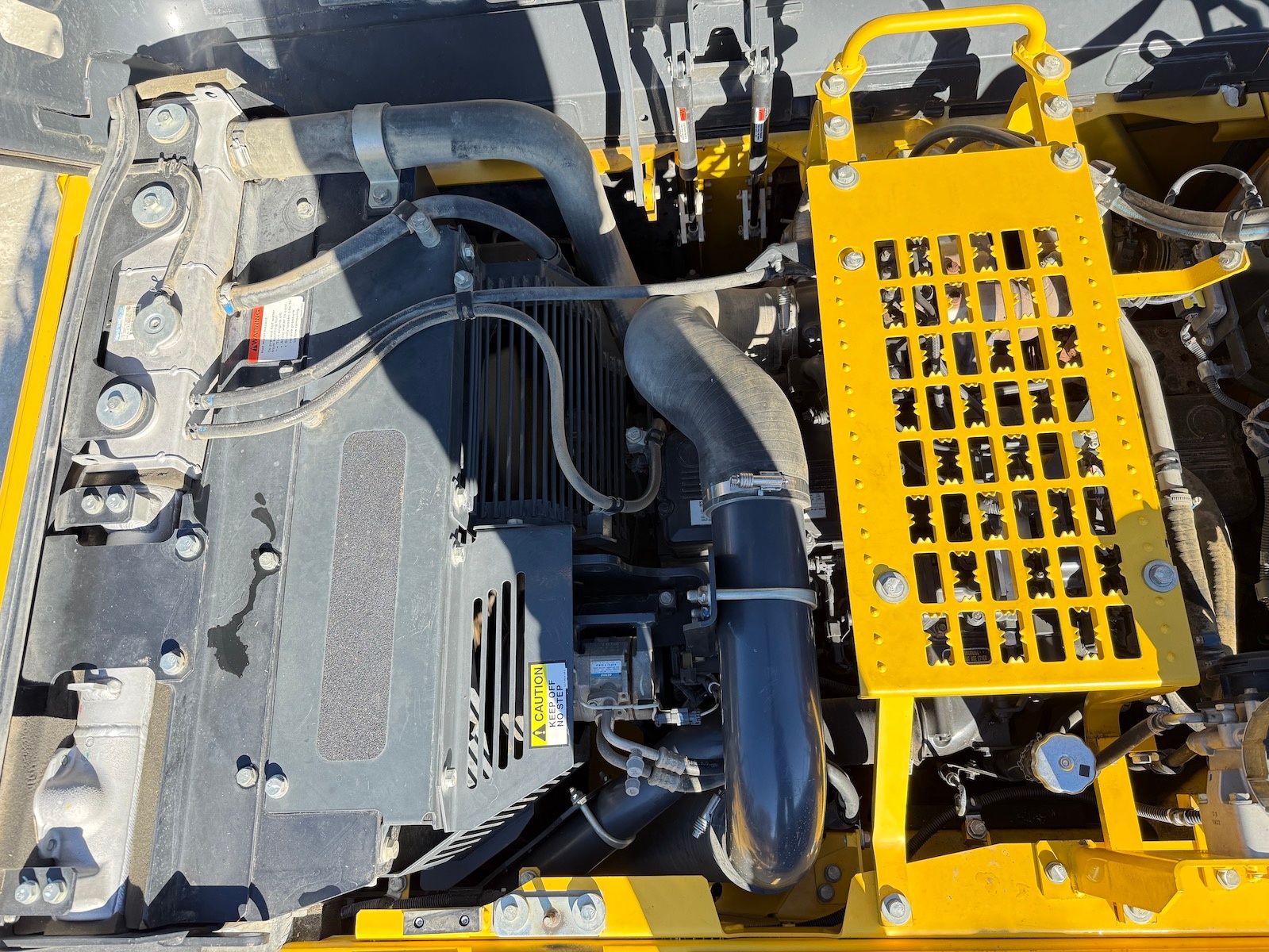 Used 2019 Komatsu PC360LC-11 w/ Shear For Sale