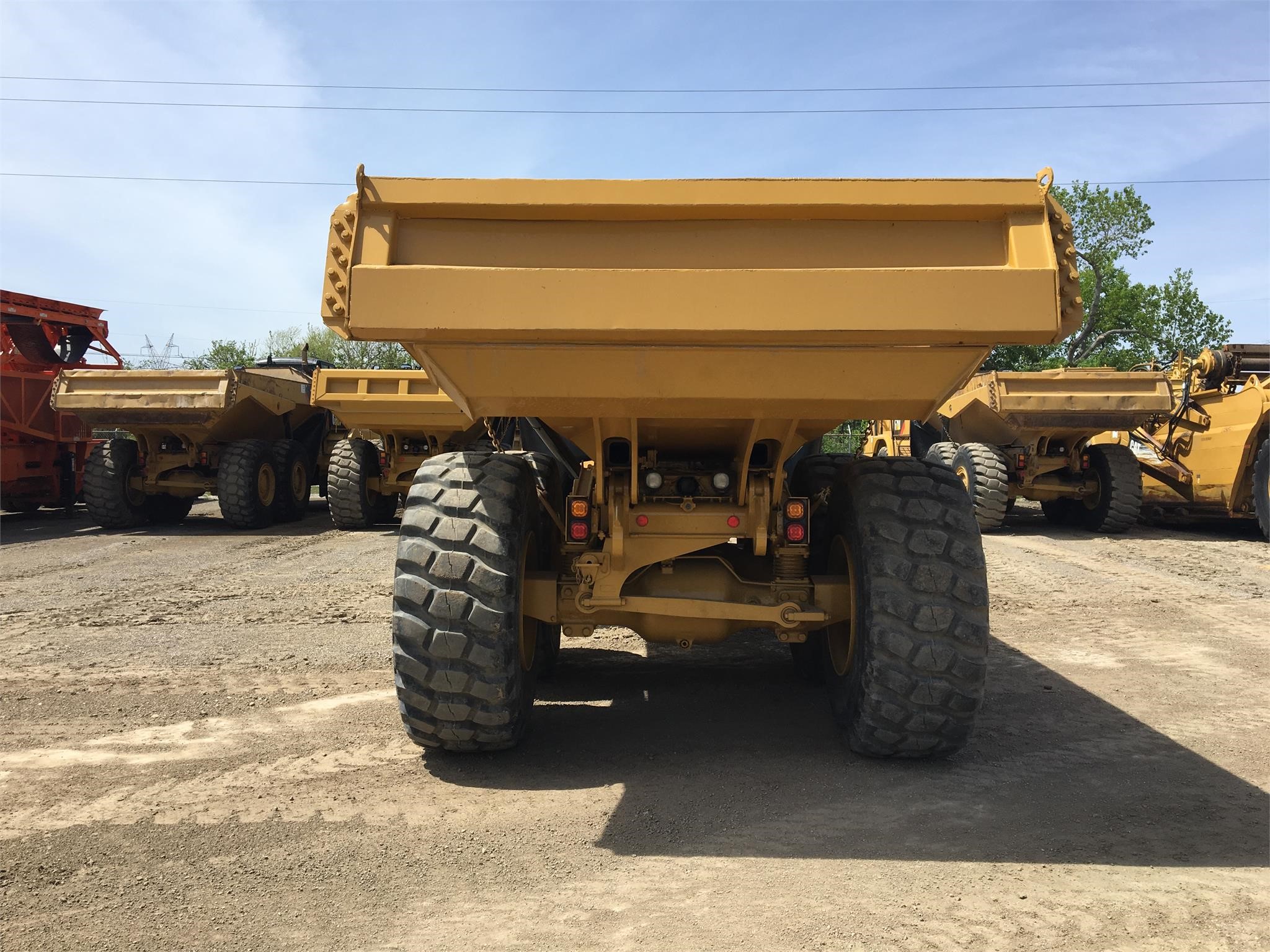 Photo of a 2015 Caterpillar 725C