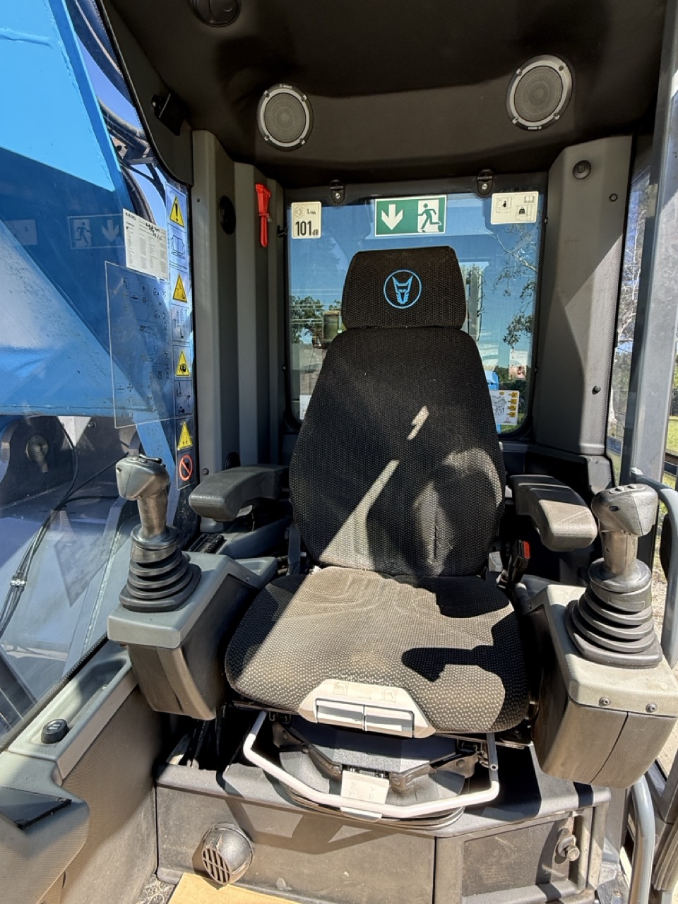 2022 Fuchs MHL340F