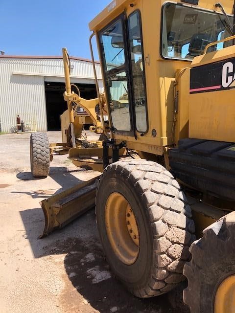 Photo of a 2007 Caterpillar 140H VHP