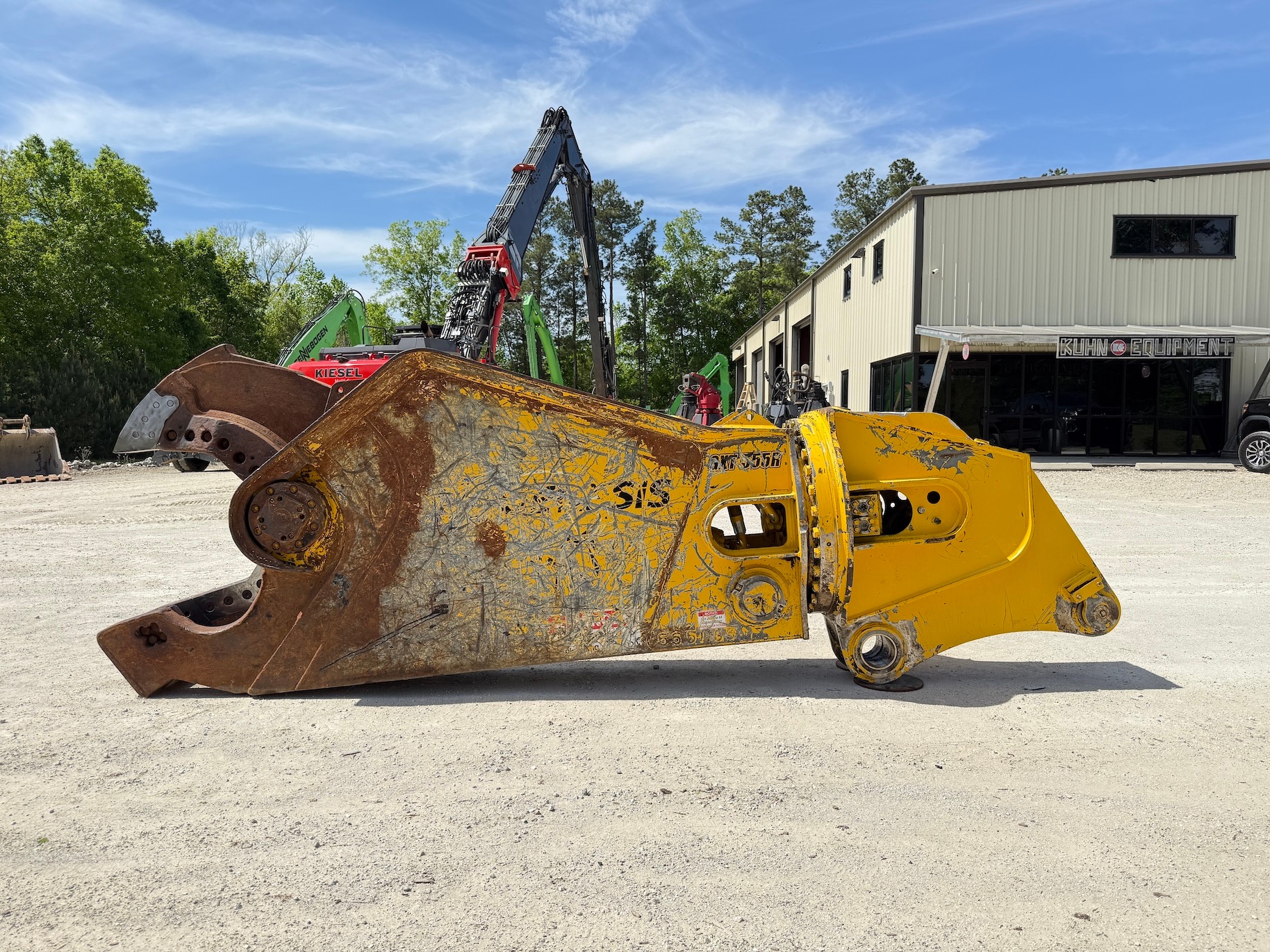 Used  Genesis GXT555R For Sale