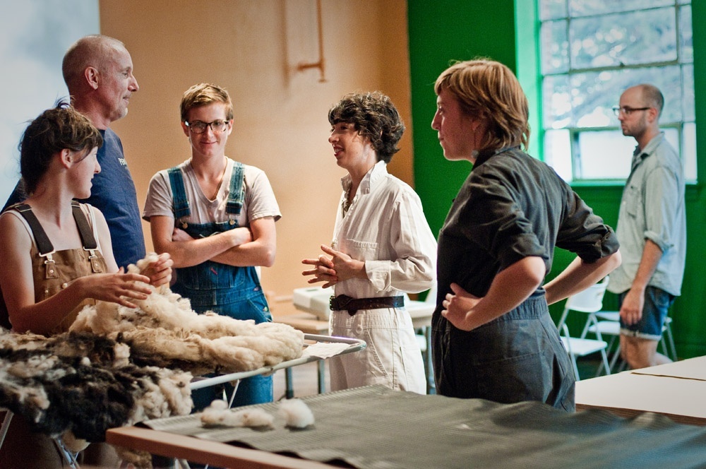 Hope Ginsburg in a workshop talking about felt making to 4 people