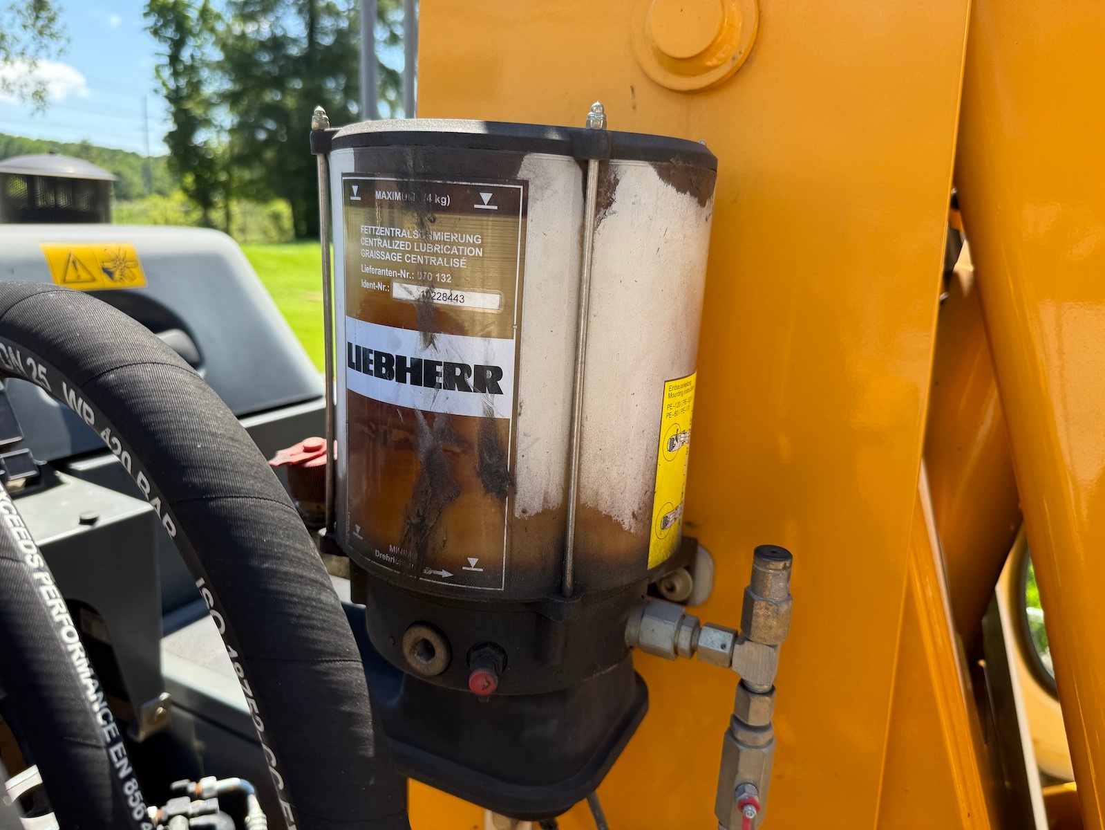 Used 2012 Liebherr A904C MH For Sale