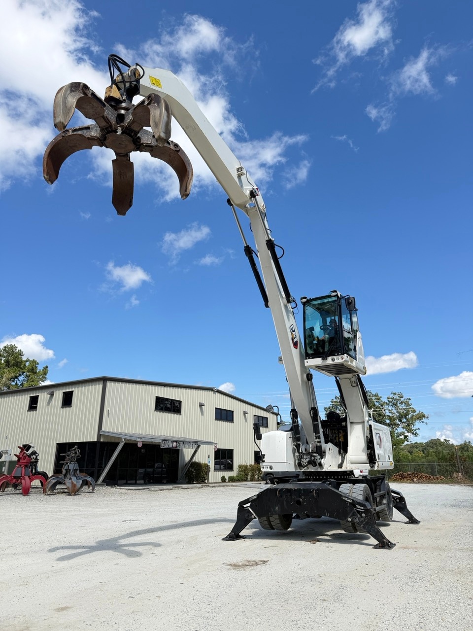 Used 2020 Caterpillar MH3022 For Sale