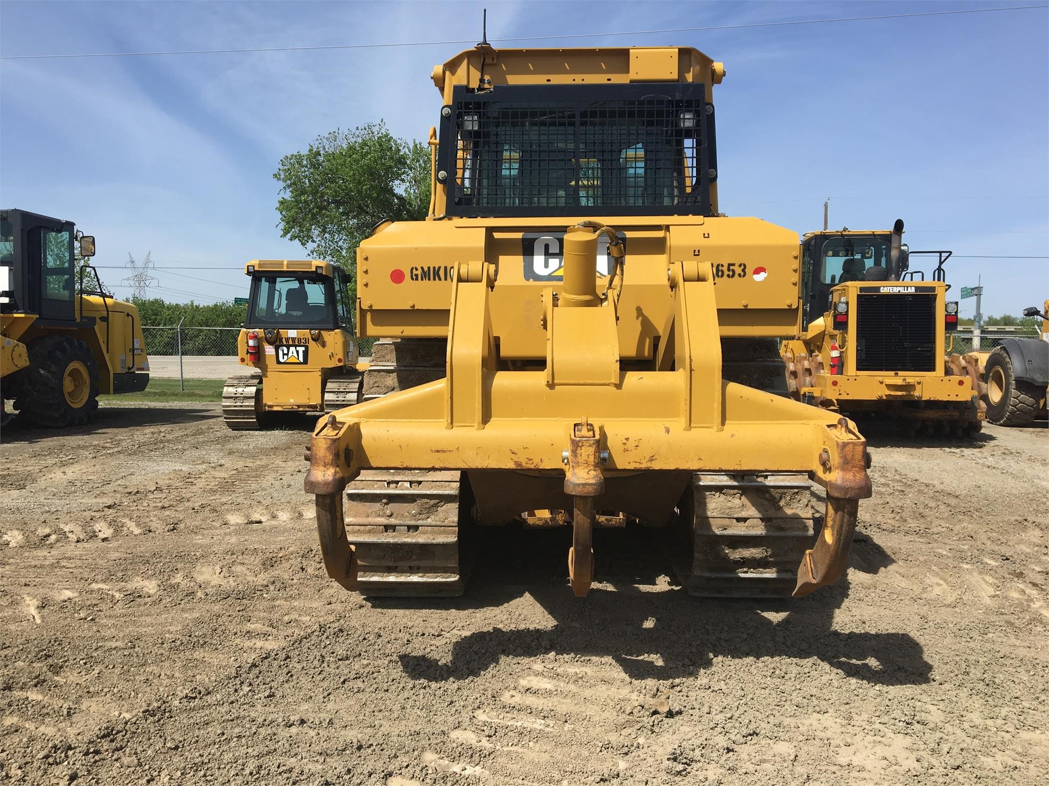 Photo of a 2014 Caterpillar D6T XL