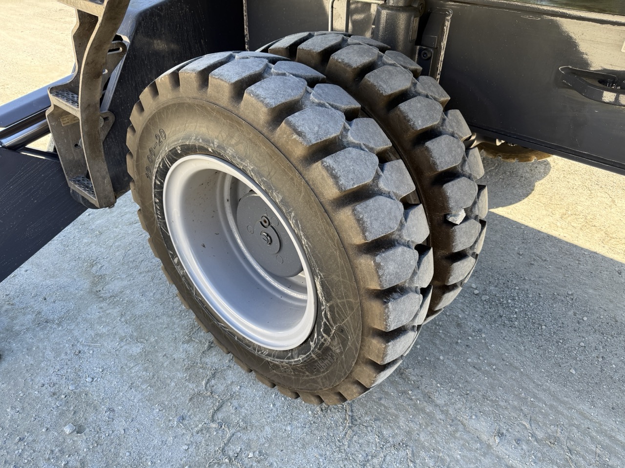 2023 Fuchs MHL340F