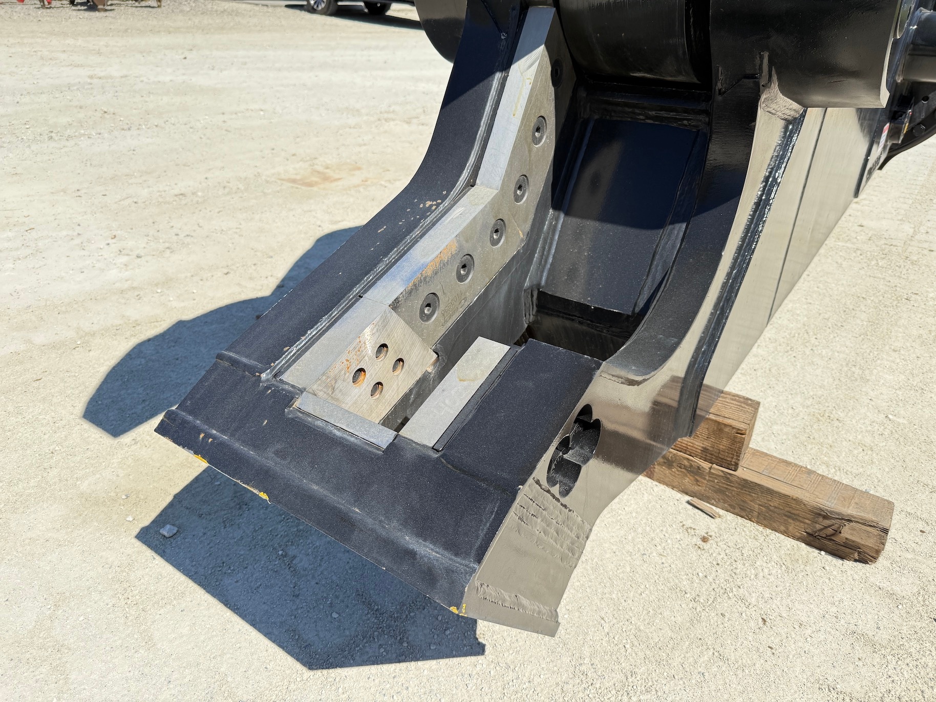 Used  Genesis GXP400R For Sale