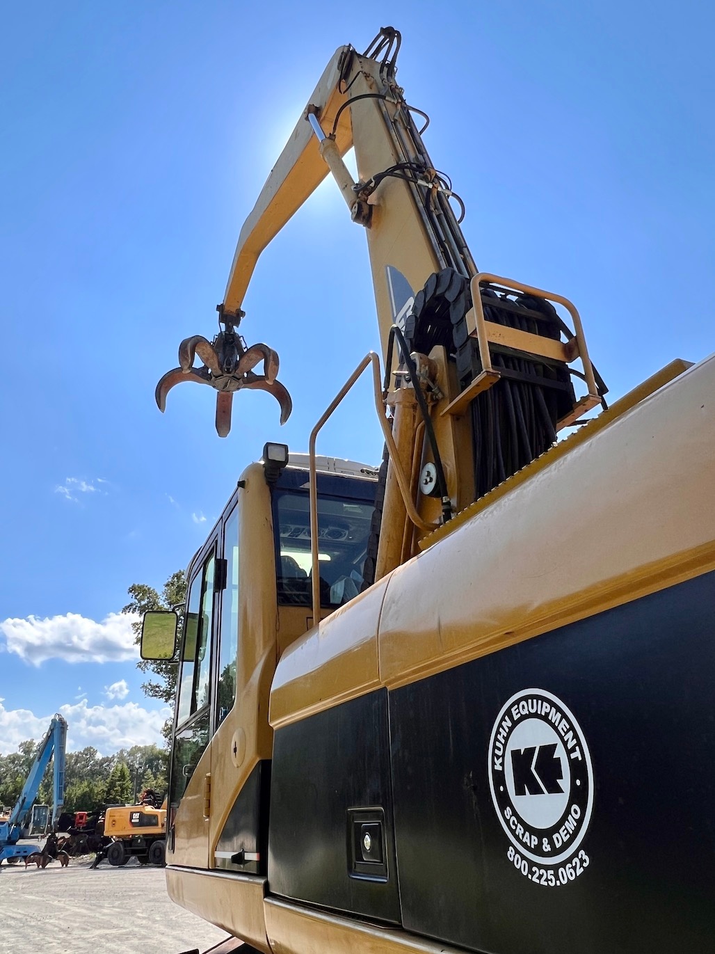 Used 2003 Caterpillar M322C MH For Sale