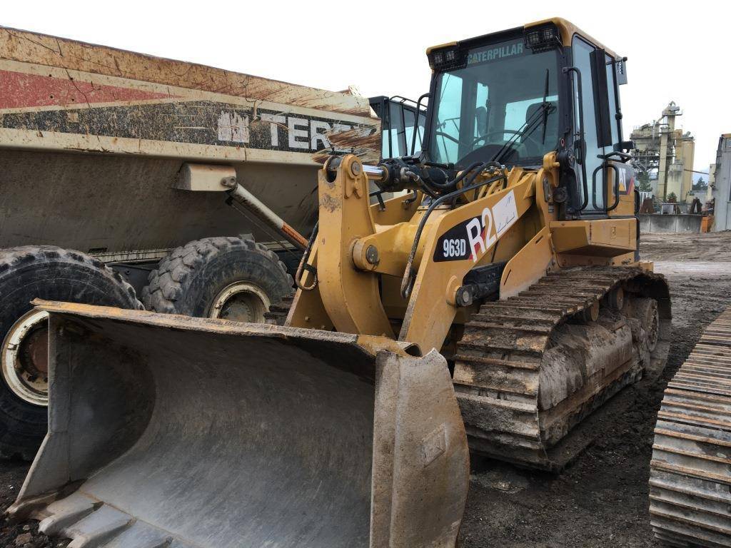 Photo of a 2013 Caterpillar 963D