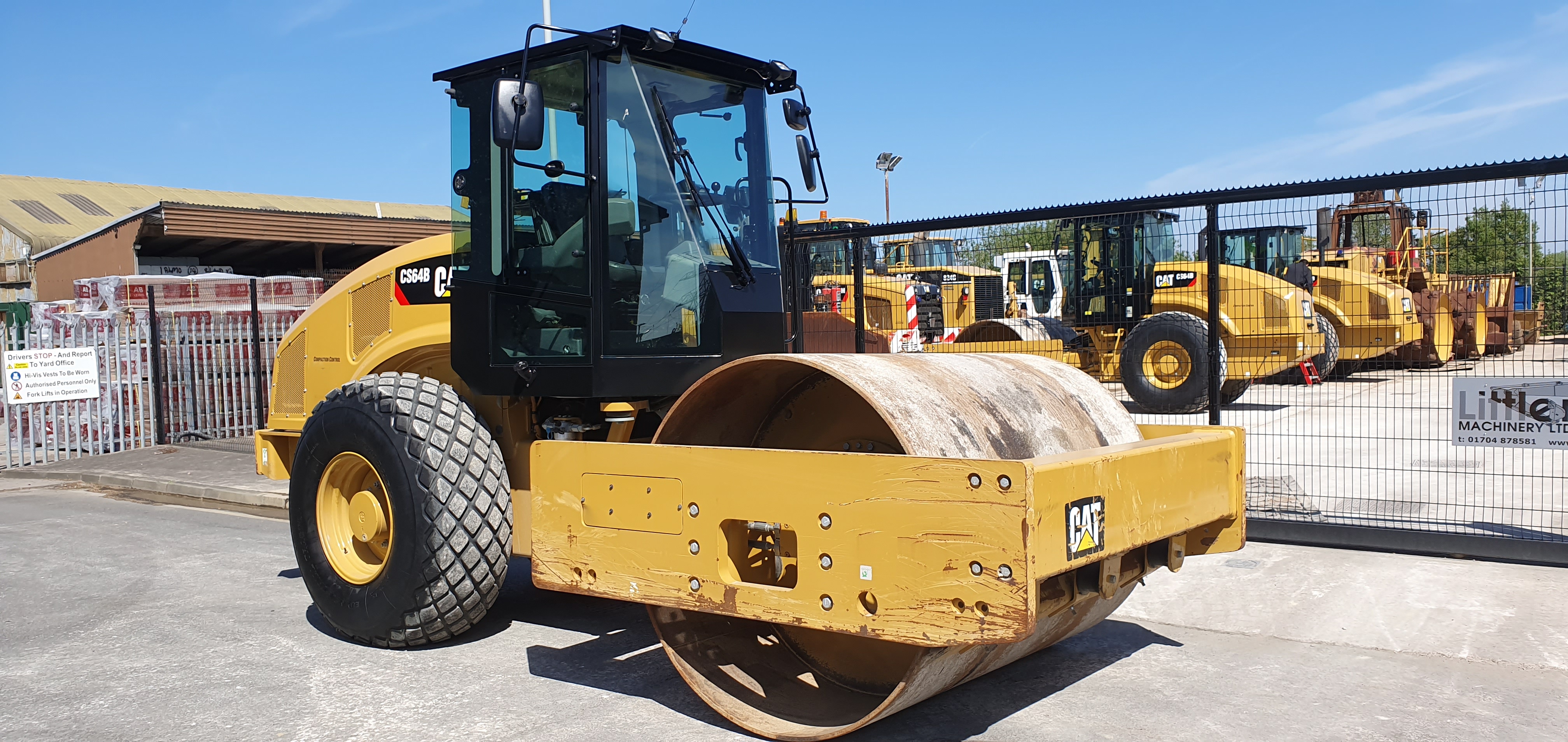 Photo of a 2017 Caterpillar CS64B