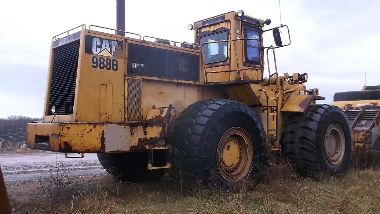 Photo of a 1982 Caterpillar 988B