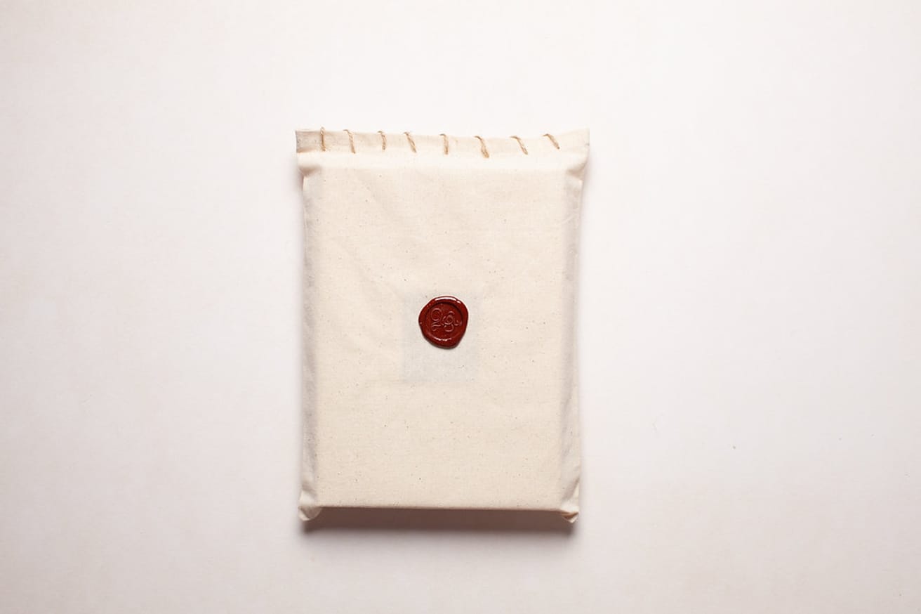 Why can't bras have Buttons? thumbnail 5