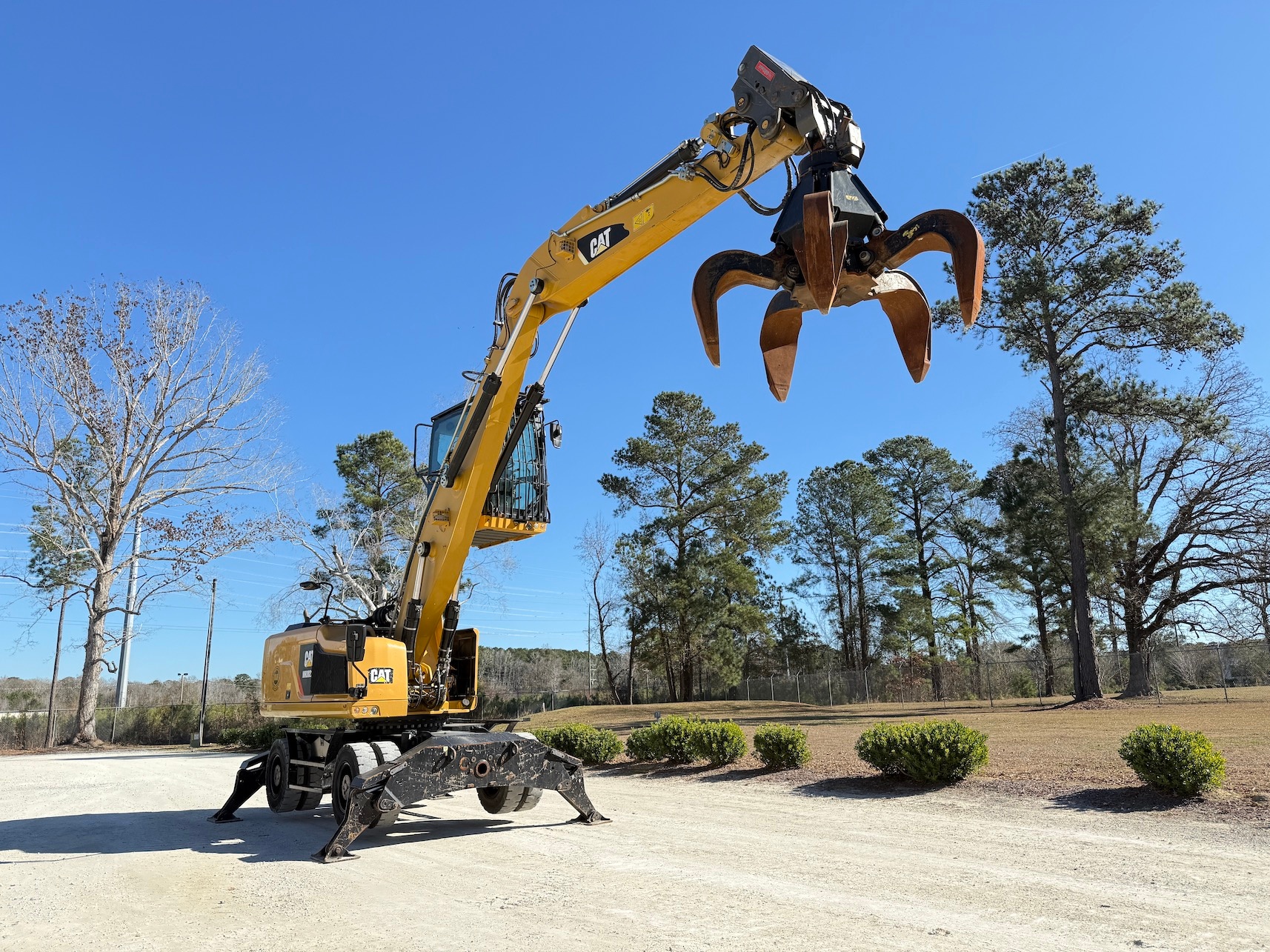 Used 2019 Caterpillar MH3022 For Sale