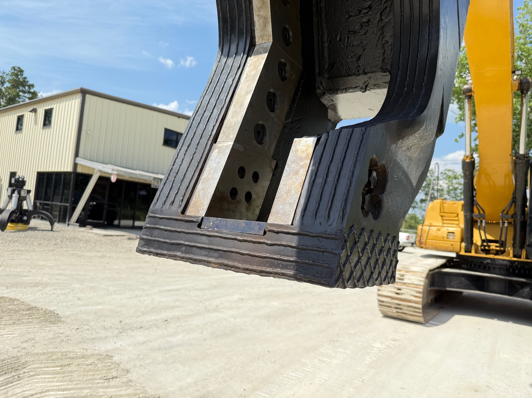 Used 2004 Caterpillar 330CL w Shear For Sale