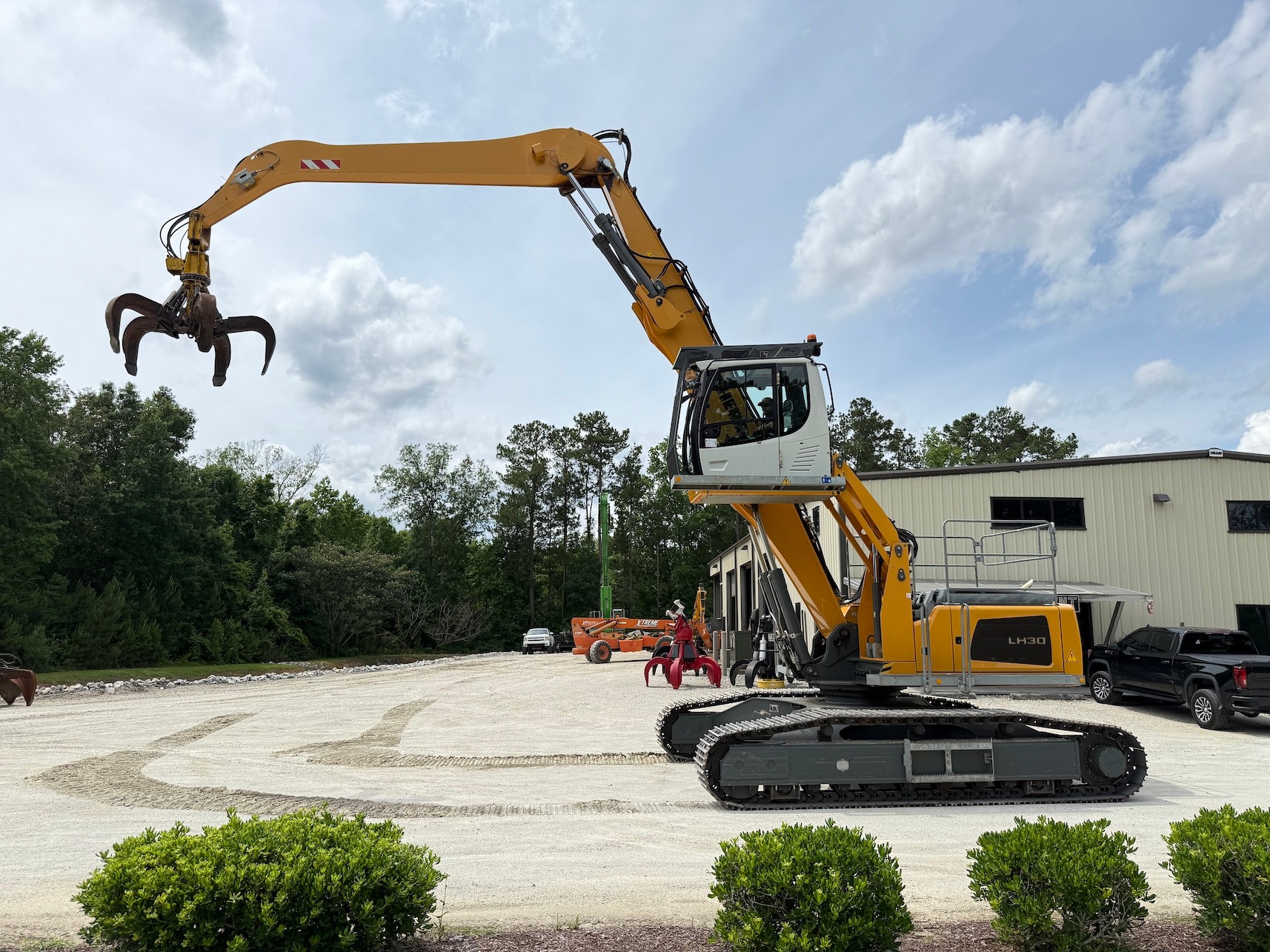 Used 2019 Liebherr LH30C For Sale