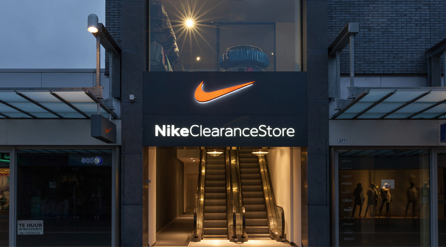 clearance store nike