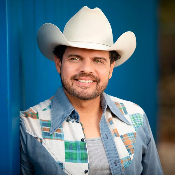 Rick Treviño - Country Hitmaker - Live at Cactus Theater!