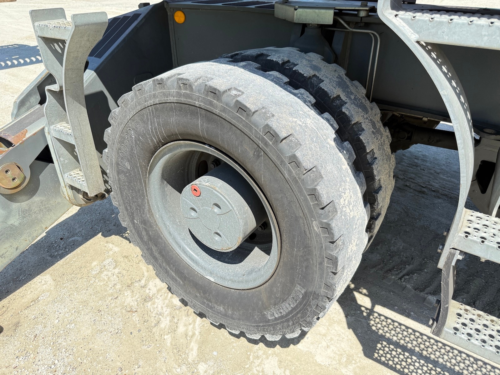 Used 2012 Liebherr A904C MH For Sale