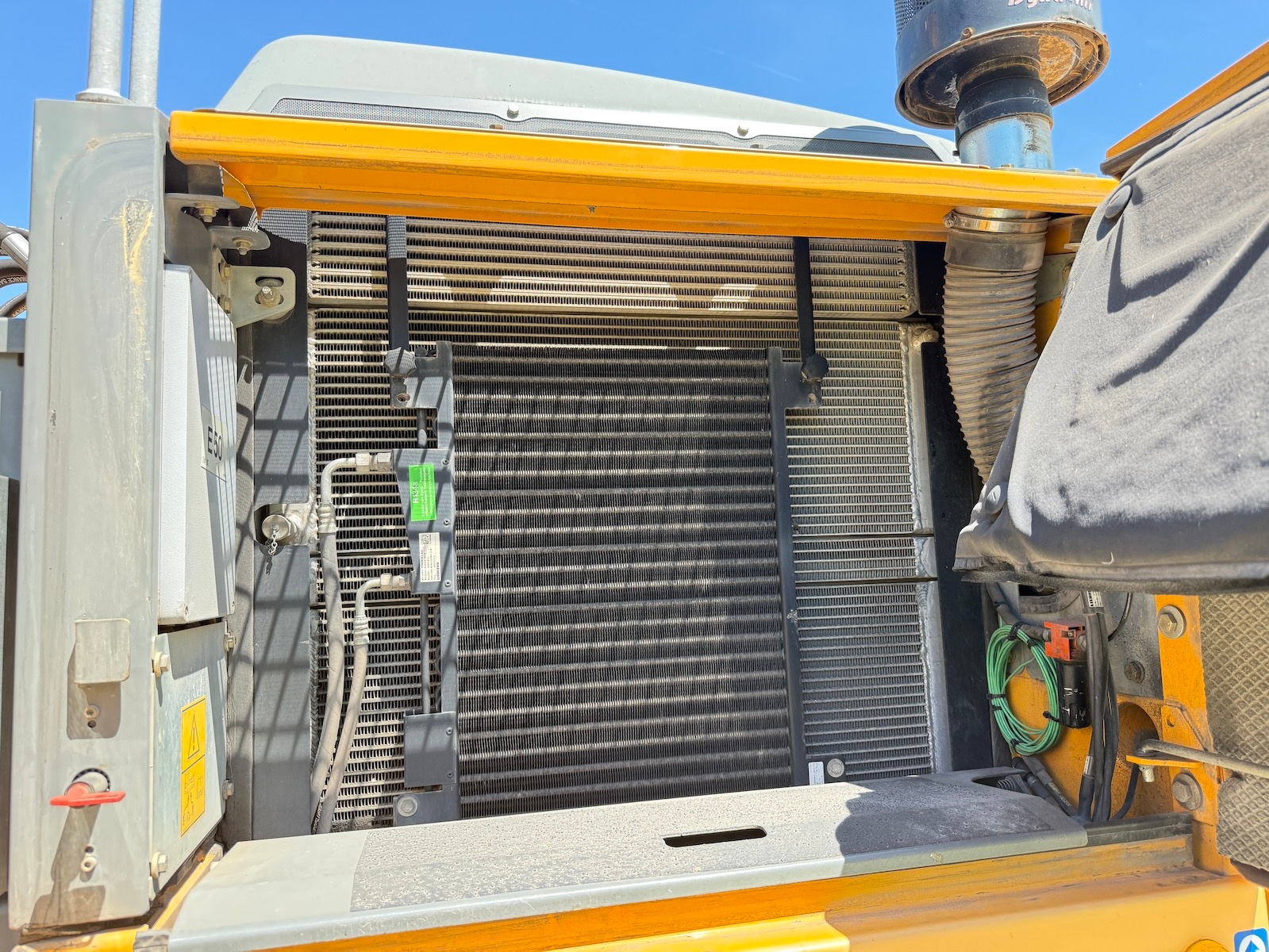 Used 2012 Liebherr A904C MH For Sale