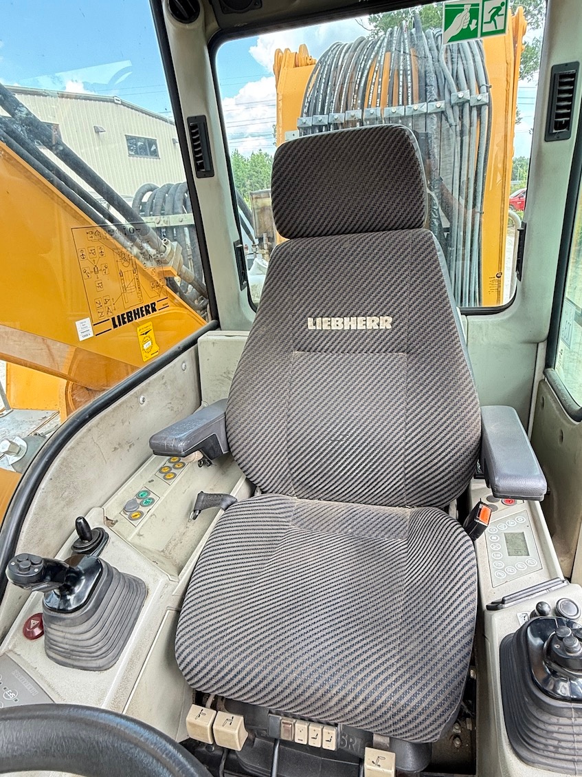 Used 2008 Liebherr A904C MH For Sale