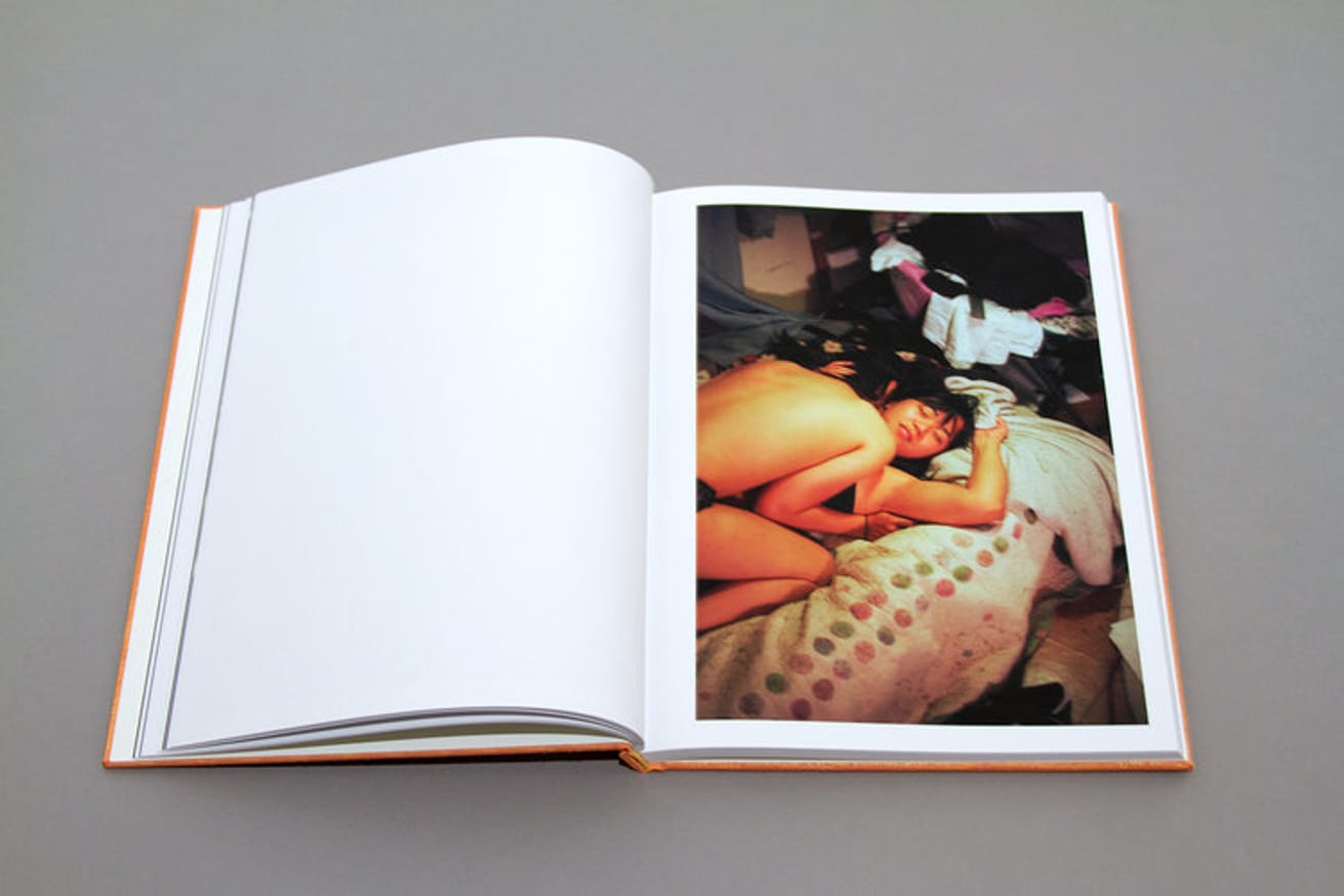 While nothing lasts, [Hardback] thumbnail 6