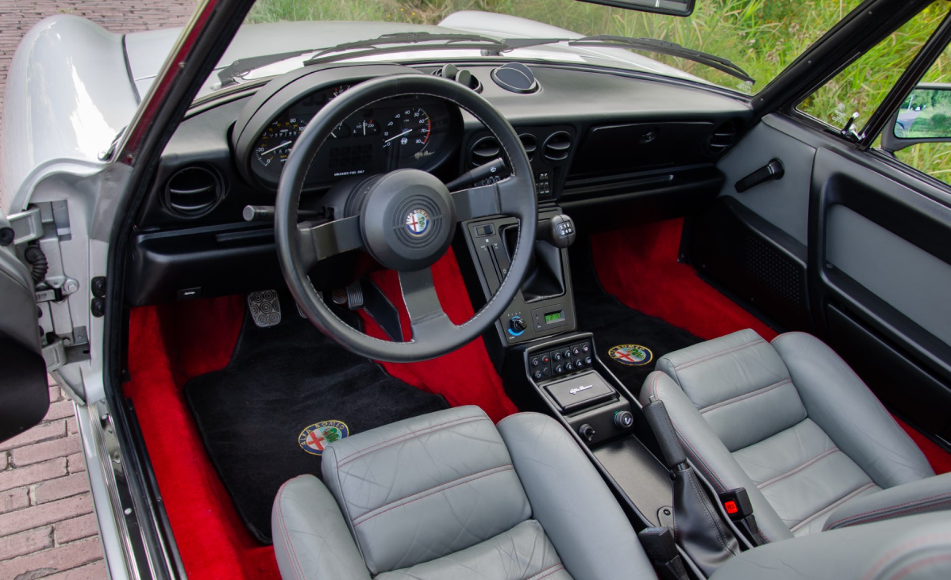 1990 Alfa Romeo Spider - Photo 27