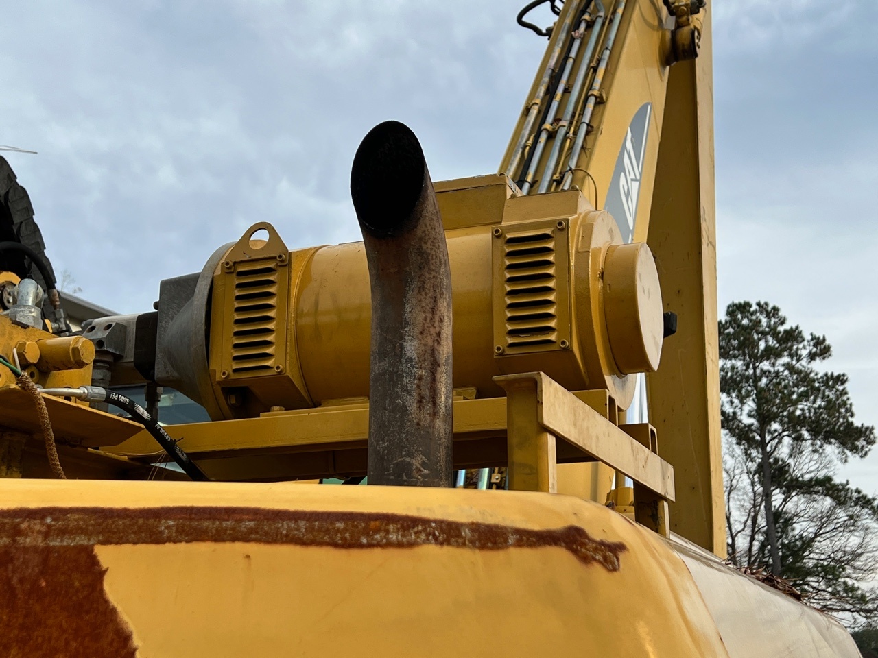 Used 2003 Caterpillar M322C MH For Sale