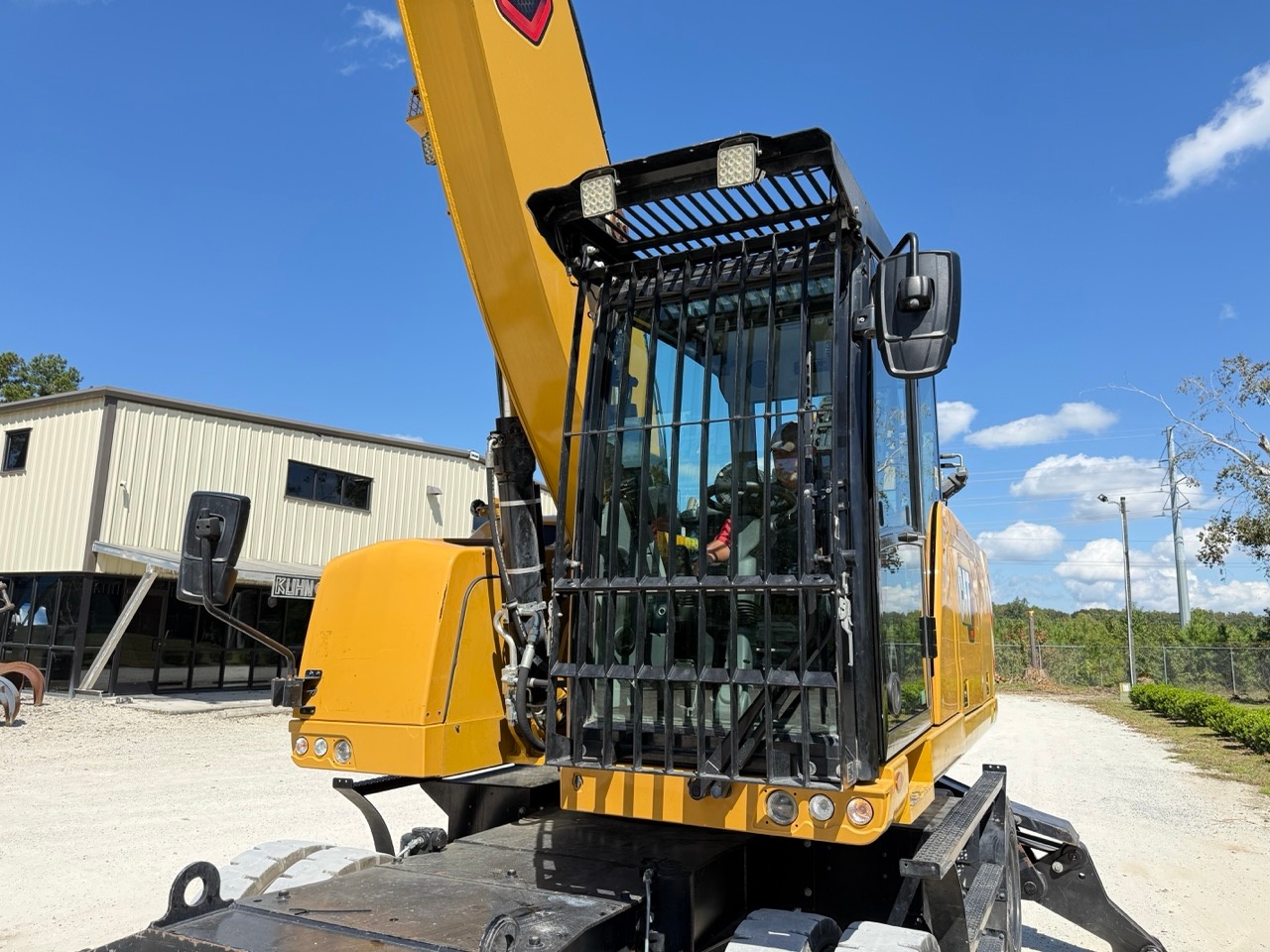 Used 2020 Caterpillar MH3024 For Sale