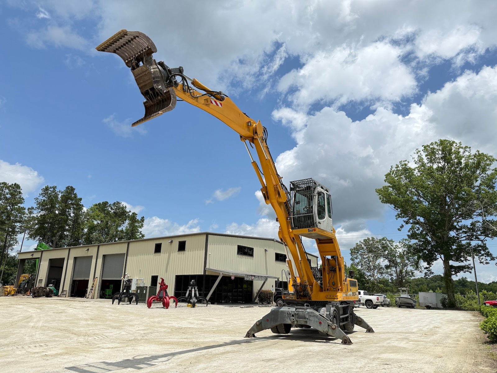 Used 2008 Liebherr A904C MH For Sale