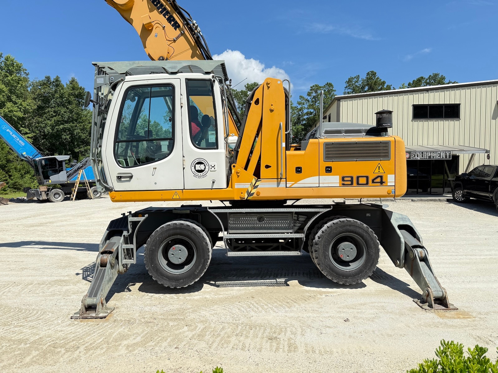 Used 2012 Liebherr A904C MH For Sale