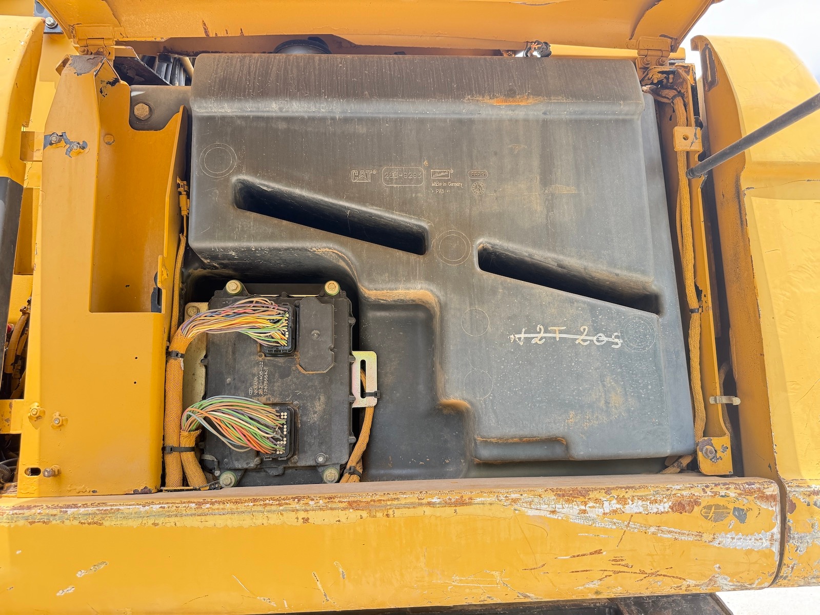 Used 2007 Caterpillar M322D MH For Sale
