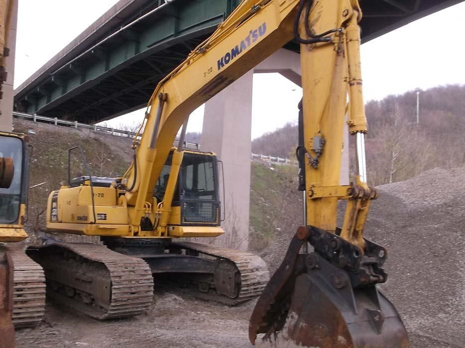 Photo of a 2010 Komatsu PC270 LC-8