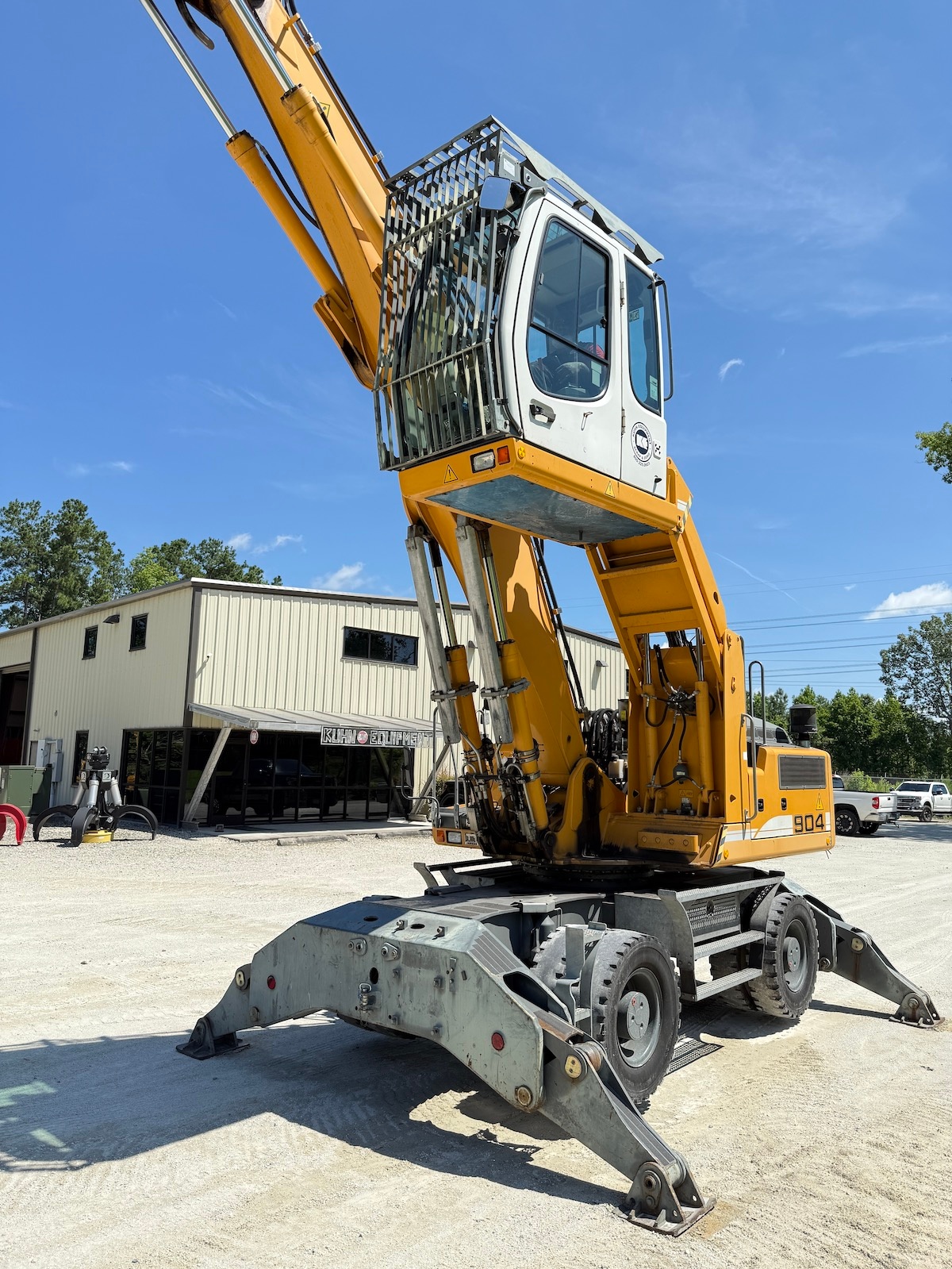 Used 2012 Liebherr A904C MH For Sale