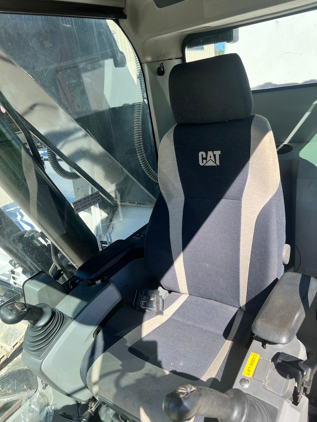 Used 2019 Caterpillar 330FLN MH For Sale