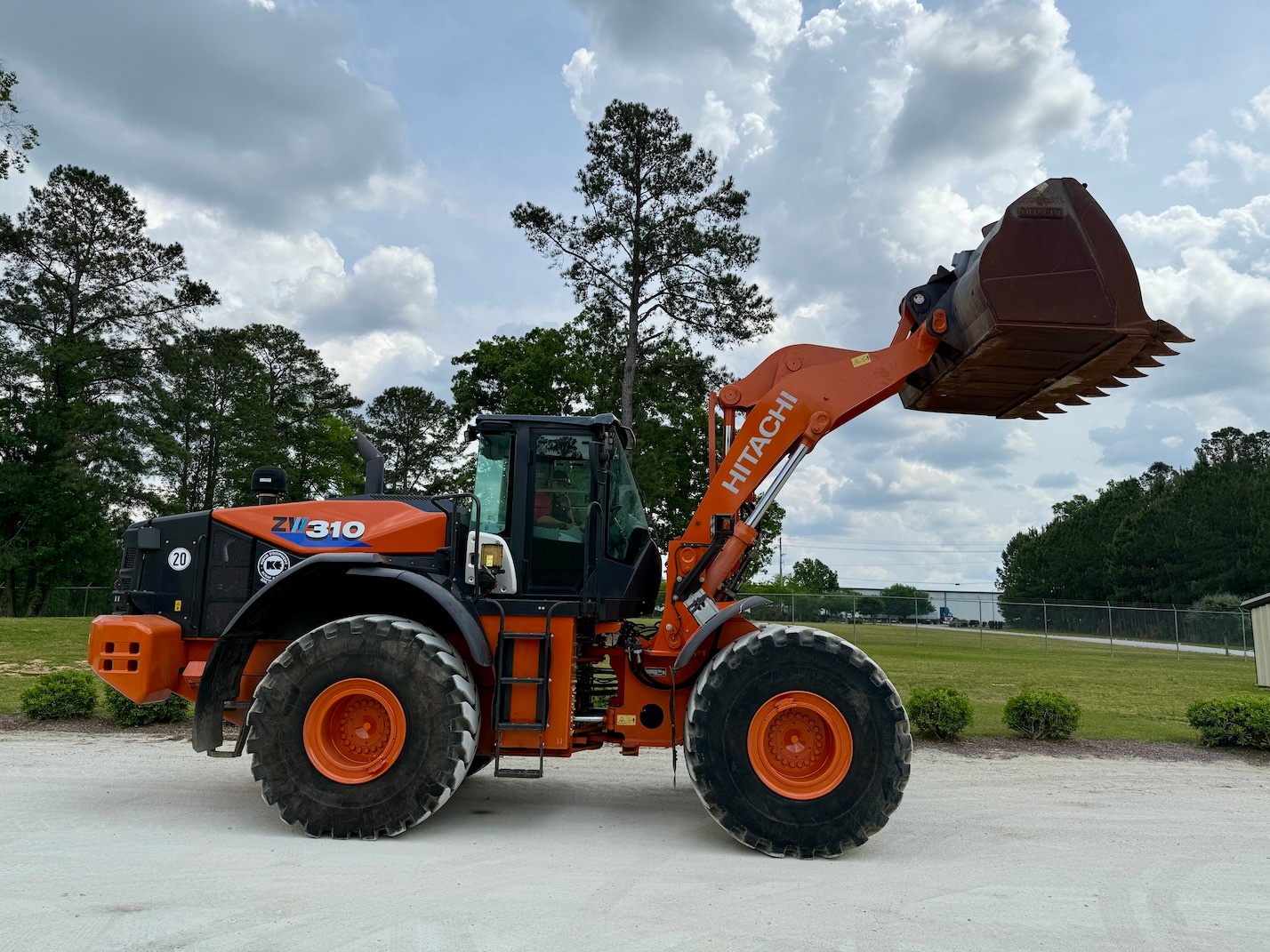 Used 2020 Hitachi ZW310-6 For Sale