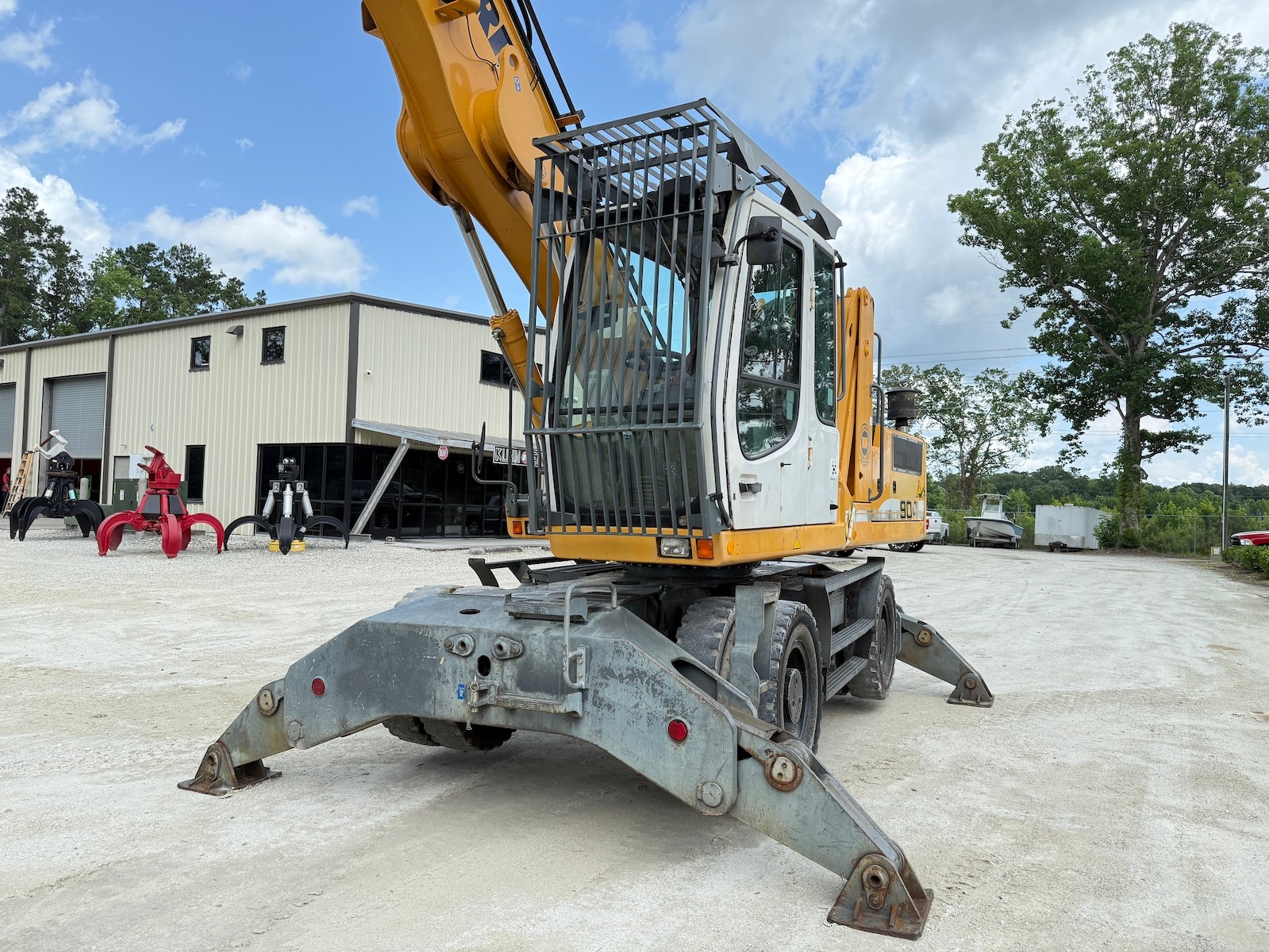 Used 2008 Liebherr A904C MH For Sale