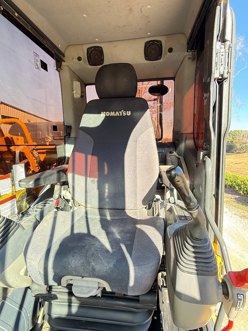 Used 2019 Komatsu PC360LC-11 w/ Shear For Sale