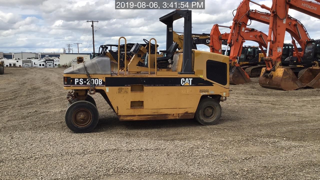 Photo of a 1999 Caterpillar PS-200B